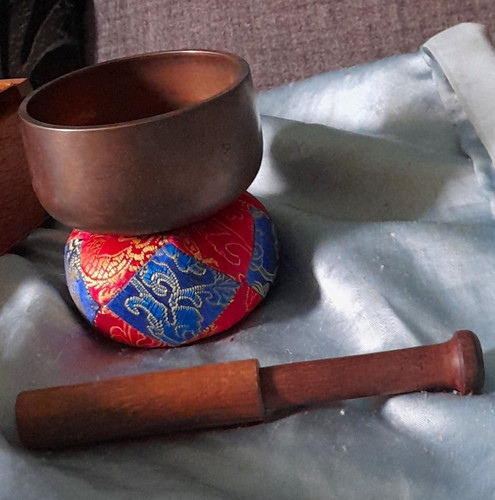 Metal singing bowl set - bowl,